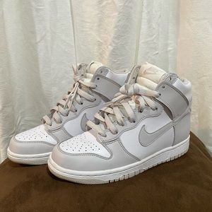 **SOLD** Nike Dunk High Vast Grey (GS) Size 6Y